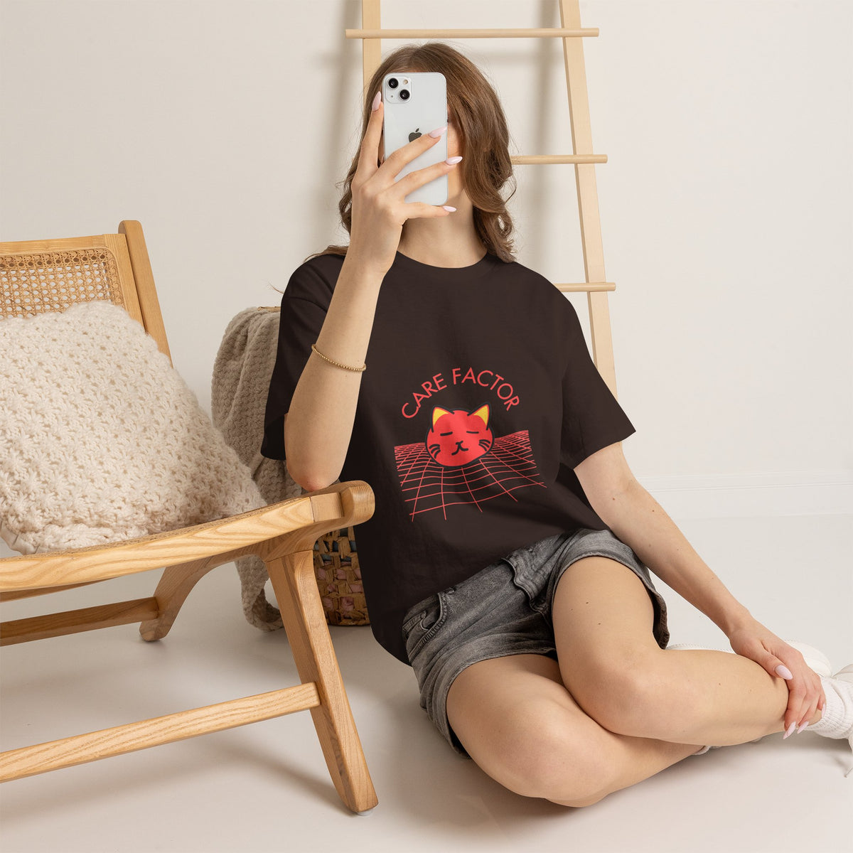 Care Factor Low | Coral Red