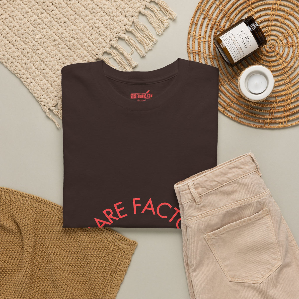 Care Factor Low | Coral Red